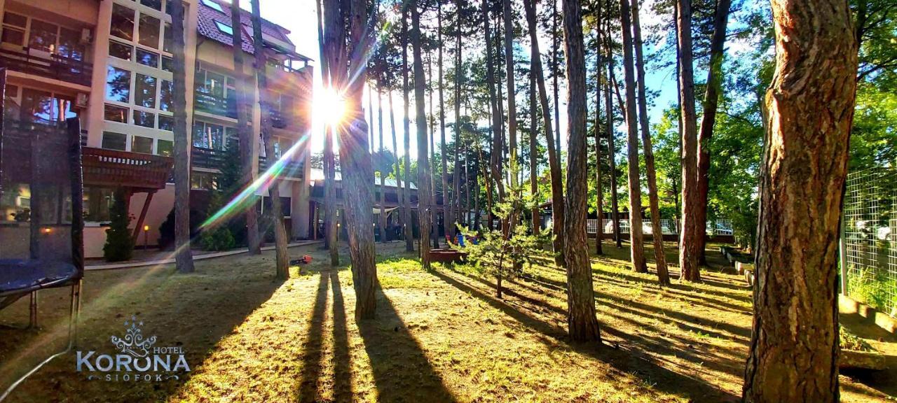 Hotel Korona Siófok Buitenkant foto