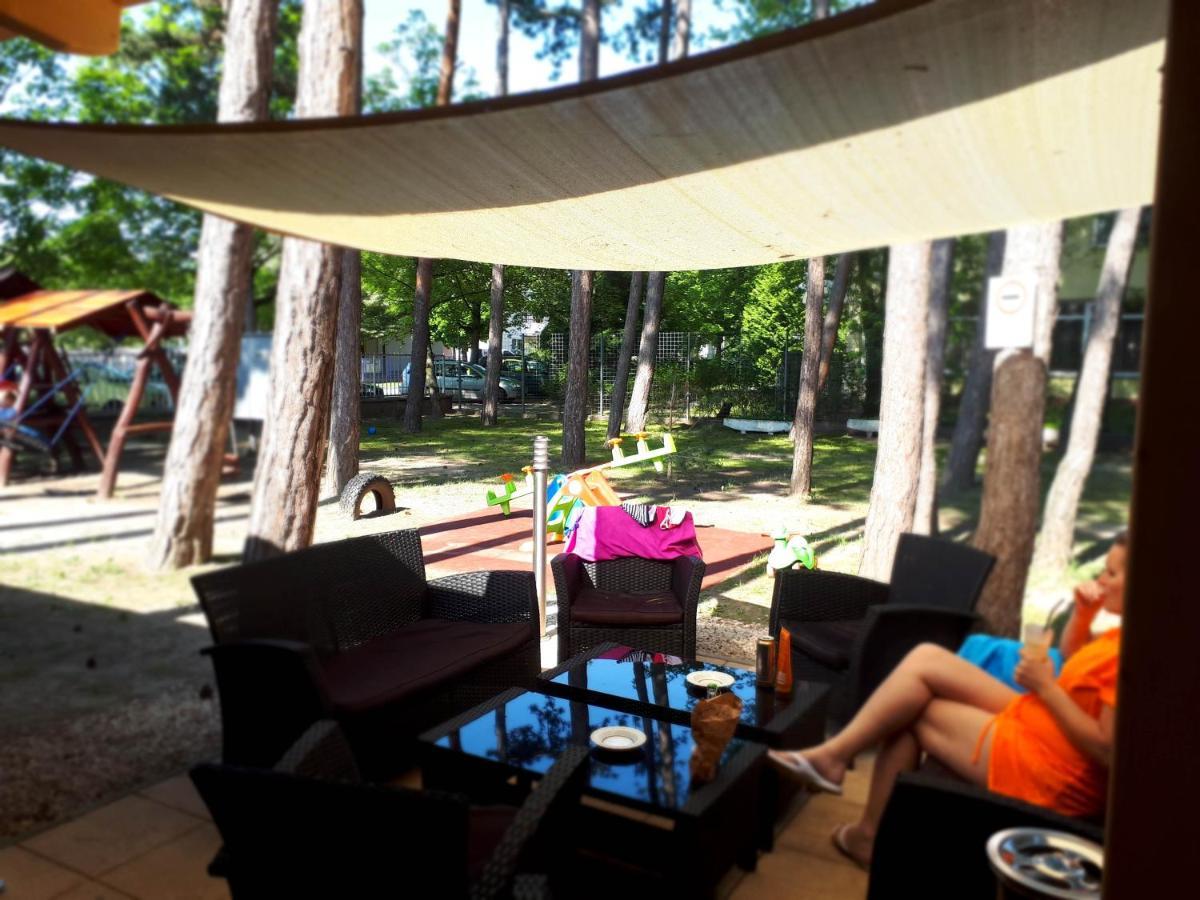 Hotel Korona Siófok Buitenkant foto