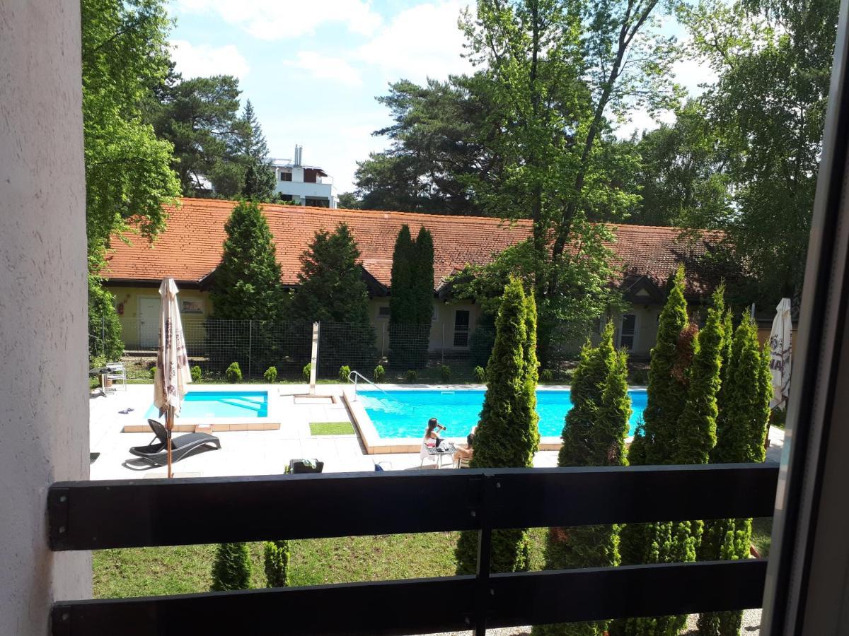 Hotel Korona Siófok Buitenkant foto