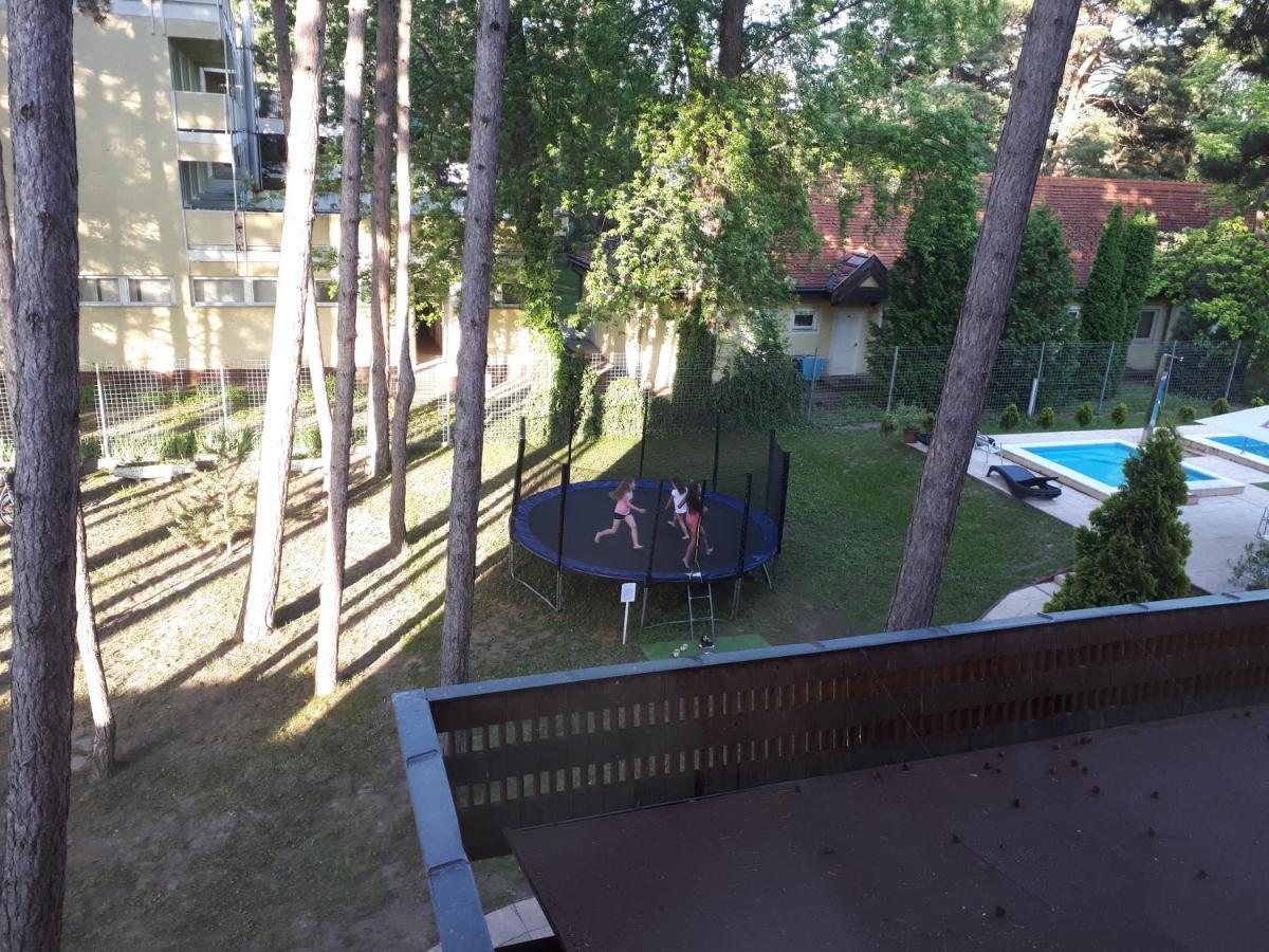 Hotel Korona Siófok Buitenkant foto